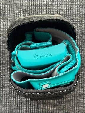 BIOLITE Rechargeable LED Headlamp – Teal w/ Carry Case (⚠️Video: Strobes)